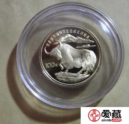 首套中外合作铸造的纪念币