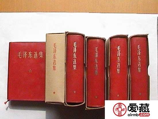 揭秘：毛泽东藏品引发红色收藏热的原因