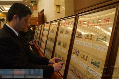 宜宾钱币巡展，多种贵重纸币亮像