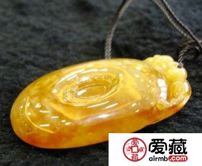 玉石市场价格不一，新疆金丝玉遭热炒