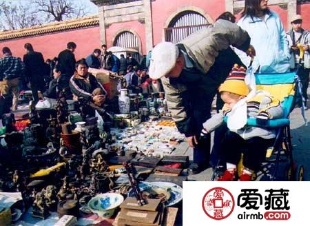 朝天宫古玩藏品跳蚤市场