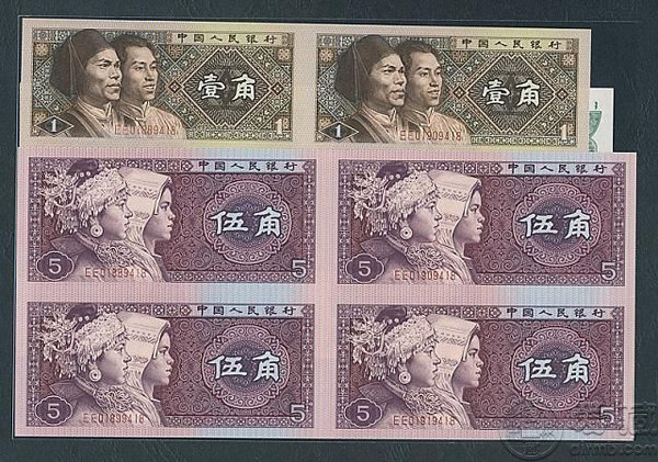 角币连体钞市场行情看涨