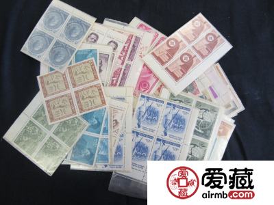 新手应该选择哪些人民币收藏品种