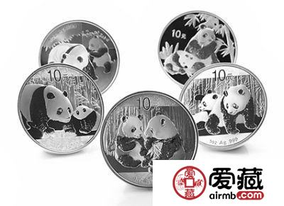 2015年版熊猫纪念币错开来袭