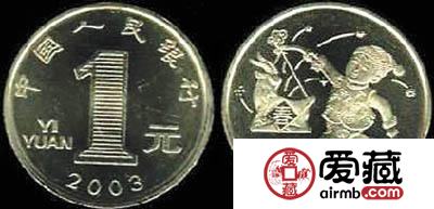 <P>　　如何投资钱币?这其中有哪些关键点呢?我们今天来聊聊钱币收藏中这个“小”字的潜规则，这里的“小”字，指的就是钱币投资中的小品种、小发行量。</P> <P>　　甲午马年金银纪念币让他尝到了投资钱币的甜头</P> <P>　　张先生是一家企业的老板，如今的他事业稳定，手中也有了一定的资金，开始尝试着其他投资。</P> <P>　　受朋友的影响，张先生前年就开始关注生肖金银纪念币，每年都会买一部分。甲午马年金银纪念币一共发行了16个规格的品种，也许是出于对马的喜爱，张先生以最低的价格入手了两套。近期本色一对和彩色一对马年金银纪念币价格连续上涨，均创出面市以来的新高。目前本色一对和彩色一对马年金银纪念币最新的市场价格分别为3500元和3800元，与它们刚刚面市时的最低市场价格2600元和2700元相比较，上涨幅度还是比较大的。</P> <P>　　张先生说，其实自己在投资纪念币上并不是很懂，很大程度上还是靠朋友的推荐，自己再作决定。看马年纪念币行情这么好，张先生心里也有些小自豪，初涉钱币投资就让他尝到了甜头。</P> <P>　　第一轮生肖贺岁流通币具有较高收藏价值</P> <P>　　流通纪念币因为价格相对较低，作为大众化的收藏品，有很大的收藏群体。其中的生肖贺岁流通币，从癸未羊年开始到今年甲午马年，正好发行了一轮12枚，自发行以来，无论题材、设计还是工艺，都堪称流通币中的精品。随着明年央行新一轮生肖流通币的发行，第一轮生肖流通币从发行量较少和市场消化量较大等因素考虑，都将具有极高收藏价值。</P> <P>　　但是对于目前价格很高的马年金银纪念币，很多商户都不敢入手。“价格被炒得太高了!”古玩城一商户说。对很多投资者来说，此时也不宜入手。此外，流通纪念币单枚收藏价值不大，如果想收藏投资最好购买整卷的或者装帧过的。</P> <P>　　初涉钱币投资选择纪念币最省事</P> <P>　　中国的钱币文化博大精深，收藏钱币具有很强的知识性，需要历史、地理等各方面知识的积累，而知识积累的过程并不是一蹴而就的。所以，对于很多初涉钱币投资领域的投资者来说，投资金银纪念币假的概率非常非常低，省却了鉴定的程序，非常省事，不需要有专业的知识背景。</P> <P>　　当然如果想要投资古钱币，建议投资者可以委托专业人士去选，把关，“我们称之为‘把眼’”。特别懂的人入眼的第一感觉就能对货币的真假判断出一多半，如果请这样的高手“把眼”，对于投资者来说也是一条捷径，但是选人的时候一定要注意专业人士的人品，要求人品特别正直、善良。</P> <P>　　这些陷阱，你要知道</P> <P>　　第一套人民币目前市面上假的数量超过了真的数量，因为目前一套第一套人民币卖到了500万元，造假币有利可图。其中有一种“武汉造”的第一套人民币，仿得特别像。所以大家在投资的时候决不能贪图便宜，如果是真的，想很便宜拿到手几乎就是白日做梦。“别人明明知道一个金戒指能卖1000元，他为什么要1元钱卖给你?只有一种可能——假的。不要想着天上掉馅饼正好砸着你脑袋的事，这种事想都不要想，尤其是看到自己梦寐以求的收藏品时，更要冷静一点。</P> <P>　　购买纪念币先摸清发行量</P> <P>　　我们当时说的“一毛钱”指的是第三套人民币的币王一角，“背绿水印”，带五星水印的，称为“五星版”，也叫“蝴蝶版”。现在的价格在5万左右，增值率和1981年1分差不多。</P> <P>　　1981年的1分、1980年的2分，1979、1980、1981年的5分，就是收藏界被称为“五朵金花”的钱币。最近网上呼声过万。我们之前文中也讲过，“五朵金花”之所以贵，是因为当时这一套钱币没有公开流通，仅放在旅游商店专门卖给外国来中国旅游的人，还作为礼品赠送外国元首、领导人。所以这套钱币现在的存世量非常少。</P> <P>　　从以上例子可以看出，钱币的存世量在很大程度上决定了钱币的价值，所以大家在购买纪念币的时候一定要精心选择，选择收藏小品种、小发行量，不可比拟的货币。</P> <P>　　新发行的货币，最好收集成套</P> <P>　　对于自己在收藏中的经验，搞收藏贵在做个有心人。从上个世纪80年代，开始收藏钱币了。从第四套、第五套人民币开始，发行的时候就留一套。虽然第四套人民币目前还没有退出流通，但是现在已经不好收集了，集齐一套，后期潜力肯定蛮大的。</P>