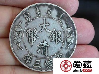 老房子里不起眼的银币600万成交