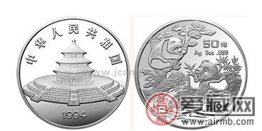 独特的货币熊猫银币多少钱