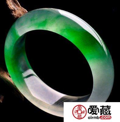 玻璃种翡翠