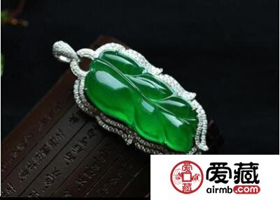 冰种帝王绿翡翠图片赏析及知识介绍