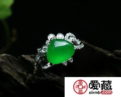冰种帝王绿翡翠图片赏析及知识介绍