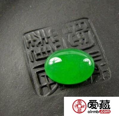 帝王绿翡翠戒面的价格