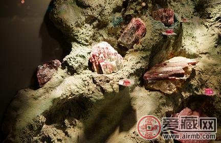 红碧玺简介