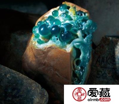 蓝水翡翠