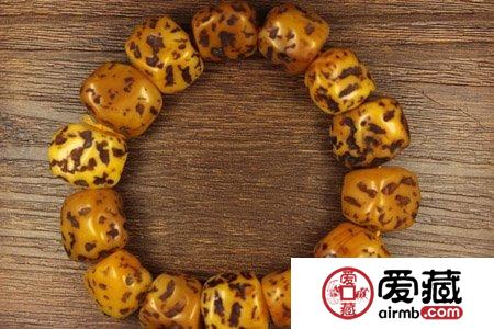 琥珀必須有松香味嗎？