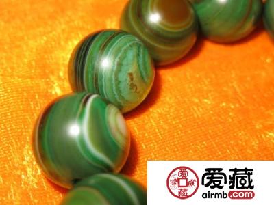 缠丝玛瑙