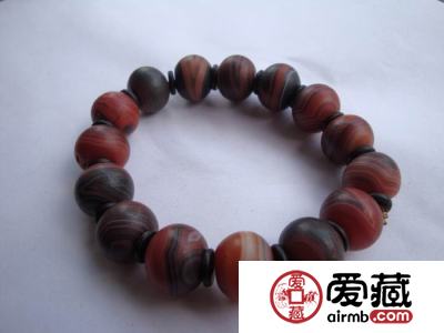 缠丝玛瑙
