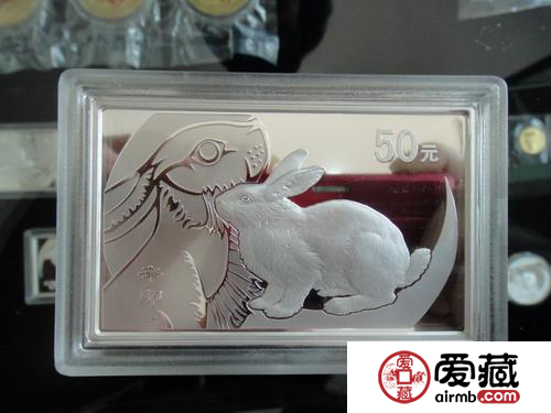 一輪方銀兔價格