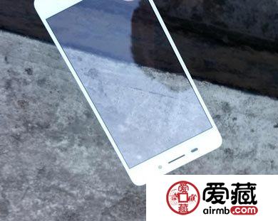 蓝宝石玻璃