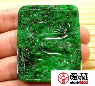 铁龙生翡翠