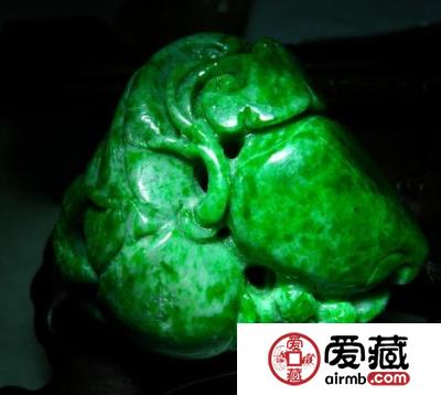 铁龙生翡翠
