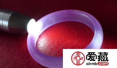 紫罗兰翡翠