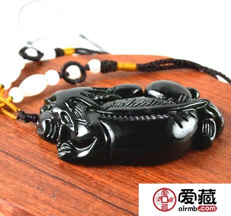 蛇纹玉