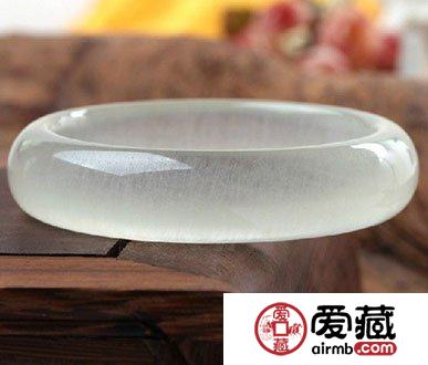 天山冰玉