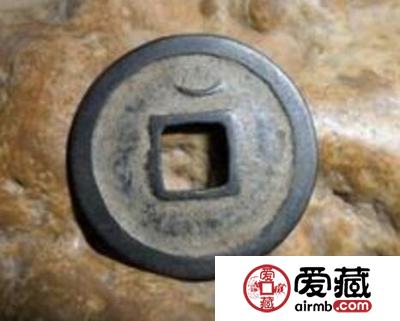 开元通宝鎏金版式有什么特点 背纹鉴赏