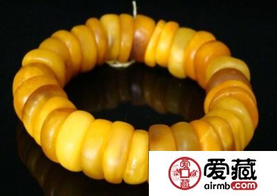 古老而神秘的珠宝收藏品——蜜蜡