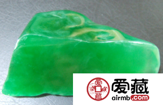 如何鉴别翡翠原石
