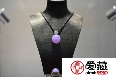 极品紫罗兰翡翠在石博会出价过千万都不卖
