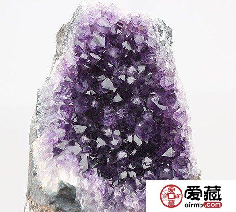 简单小妙招让你轻松鉴别天然水晶品质真假
