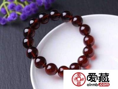 沧桑泪珠---天然血琥珀