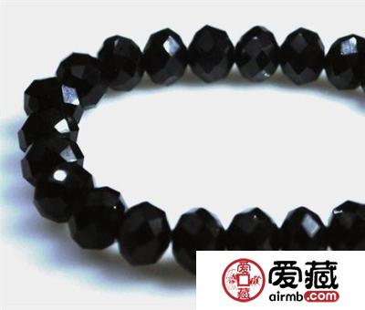 如何挑选上档次的黑水晶