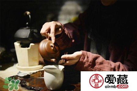 如何清洗紫砂壺？老紫砂壺怎樣清洗？