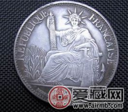 外国硬币与中国古钱币相比有何特色