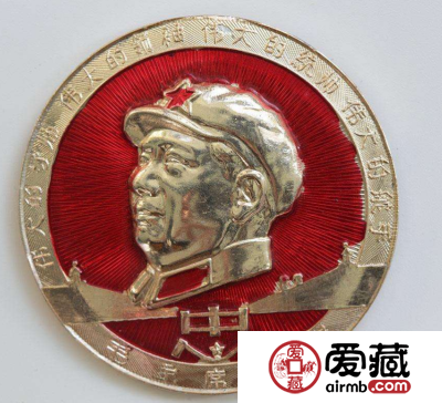 哪些类别的毛主席像章更值得投资