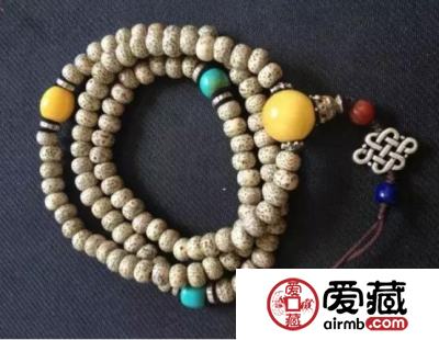最全的星月菩提子配饰指南 星月搭配饰有哪些