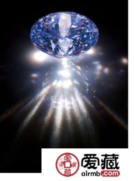 荧光对钻石有哪些影响？