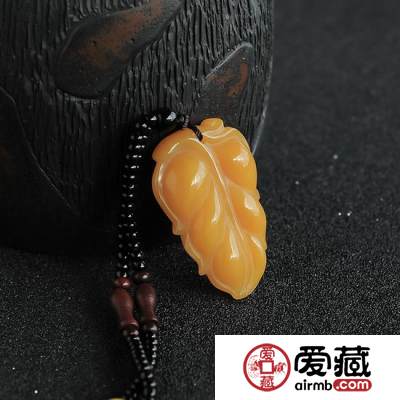 翡翠与黄龙玉的鉴别