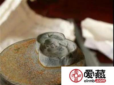 玉石价格贵不贵？全看是机器雕还是手工雕