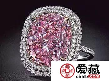 粉红钻石的颜色成因