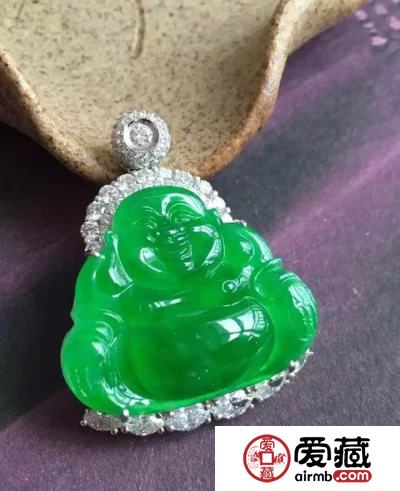 翡翠为何要上蜡？