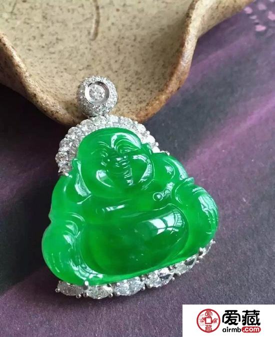 翡翠为何要上蜡？