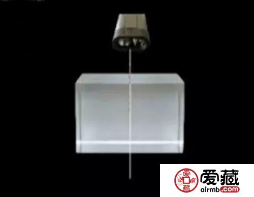 钻石为什么会产生火彩？火彩也能快速判断真假？