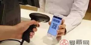 新朝钱币 “国宝金匮直万”，存世仅剩两枚半