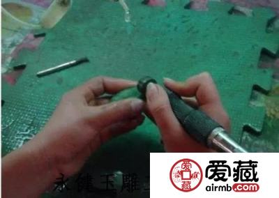 问题翡翠 堪比大整容的翡翠抛光