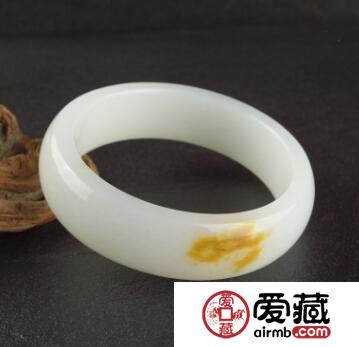 和田玉手镯拥有怎样的寓意？