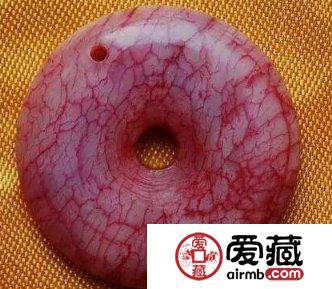桃花玉摆件怎么鉴别