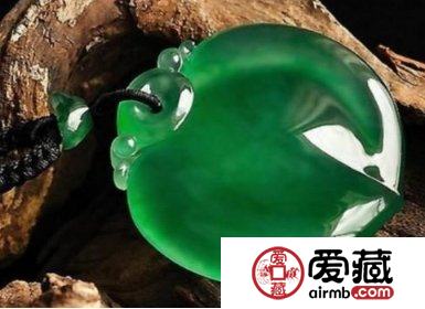 翡翠跟玉石有什么区别?